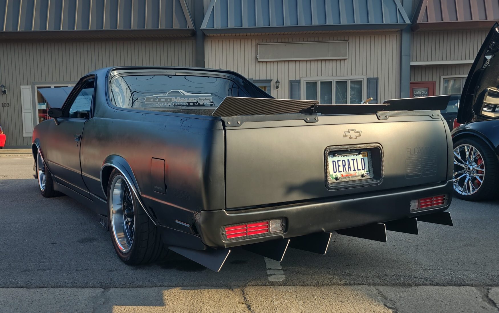 Custom Wing & Rear Diffuser